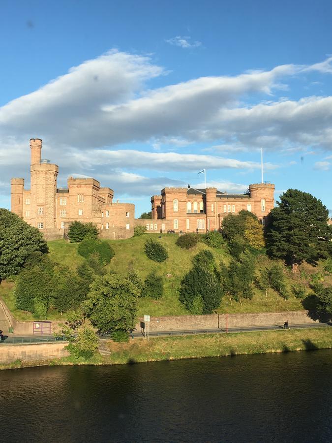 Apartmán 2 Ness Walk Inverness Exteriér fotografie